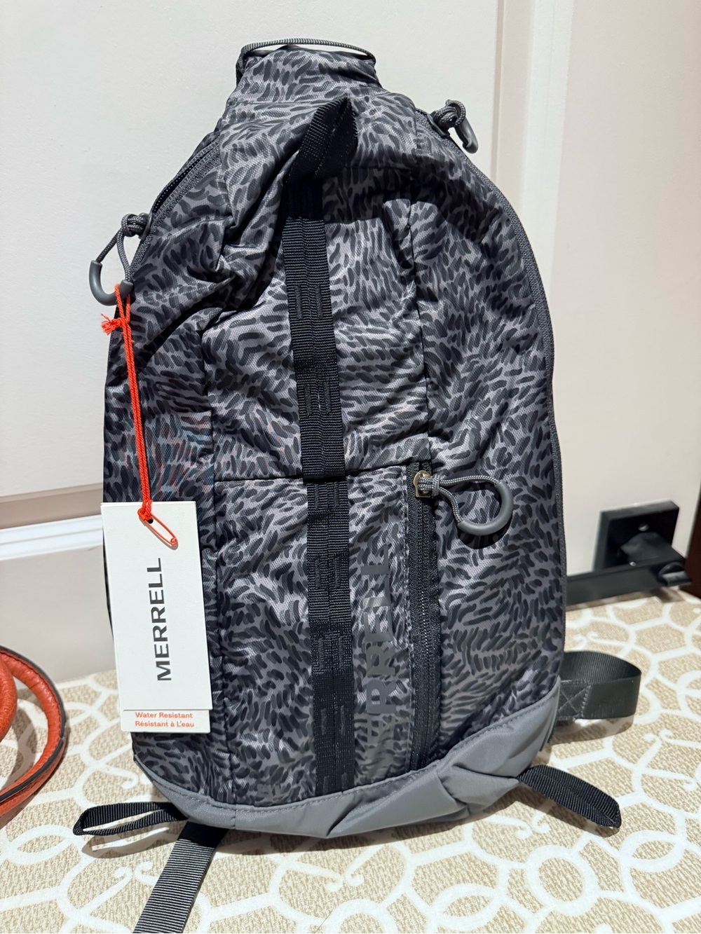 Merrell Unisex NEW Sling with a detachable extra support strap